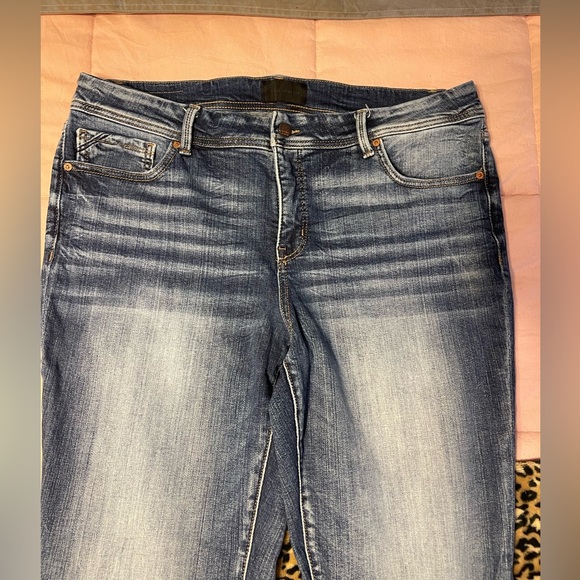 Buckle Black Fit No. 53 Mid-Rise Boot Stretch Jean (Mint Condition) - Picture 4 of 14